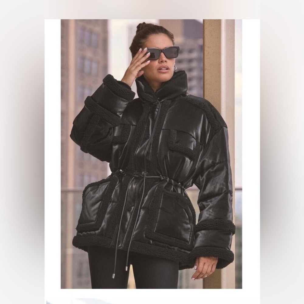 Alo yoga icebreaker puffer